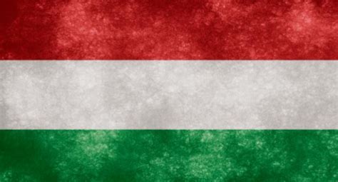 Piros-fehér-zöld zászlók a világban