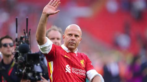Arne Slot a Liverpool edzője a mérkőzés utáni sajtótájékoztatón