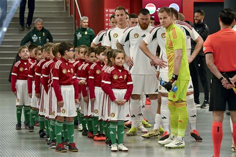 Labdarúgó mérkőzés gyerekekkel