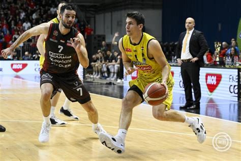 Perl Zoltán (Falco) és Rudner Gábor (Szolnok) a Magyar Kupa döntőjében