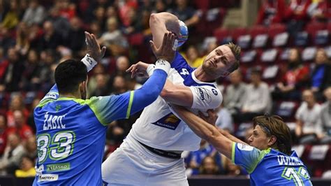 Izlandi kézilabda mérkőzés pillanata