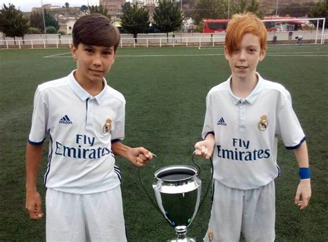 Játékosmegfigyelő munkája