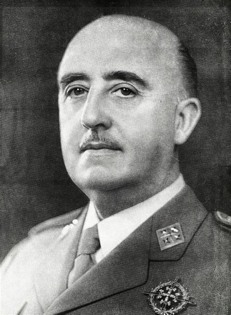 Francisco Franco tábornok portréja