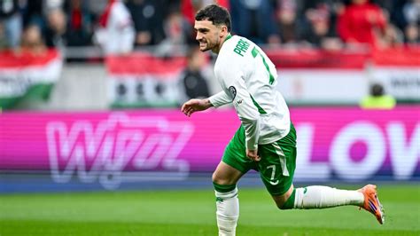 Troy Parrott ünneplése gólszerzés után a Puskás Arénában