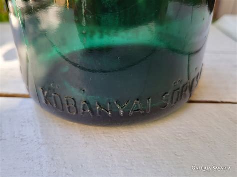 Régi kőbányai utcakép sportolókkal