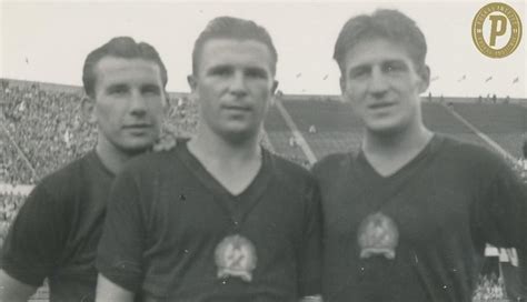 A mérkőzés pillanatai: Puskás Ferenc, Czibor Zoltán és a német játékosok