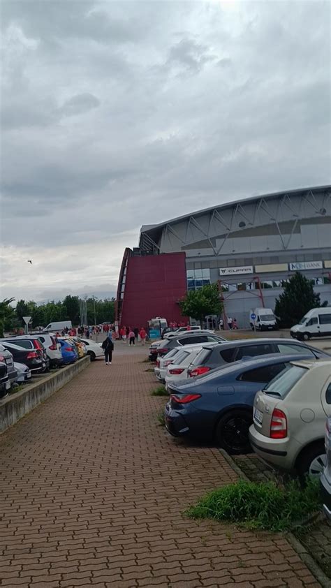 A szegedi Kisstadion látképe, ahol a veterán bajnokságokat rendezik