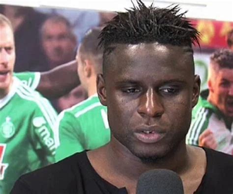 Bayal Sall és a szenegáli játékosok ünneplése