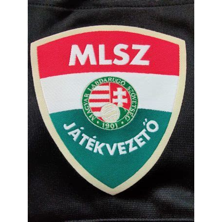 Játékvezetői jelvény