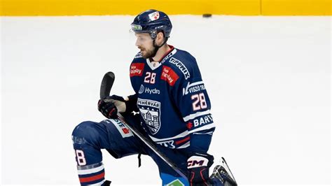 Szabó Dániel jégkorong mérkőzésen