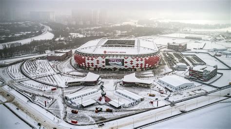 Futball stadionok Európában