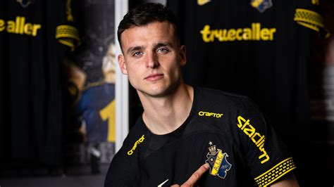 Csongvai Áron debütálása