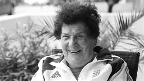 Kotsis Attiláné, a magyar röplabda legendás edzője