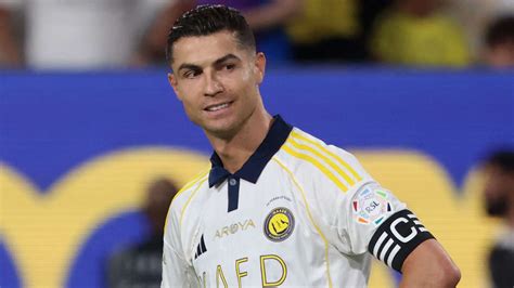 Ronaldo Phoenix FC mezben a kispadon ülve