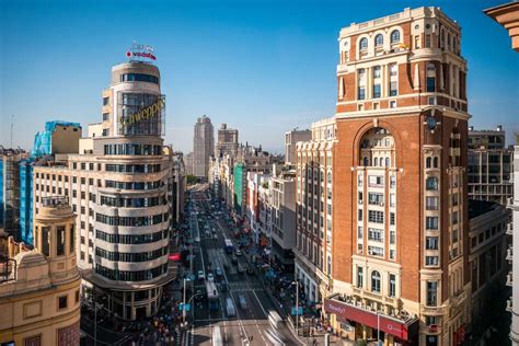 A Gran Vía éjszakai fényei
