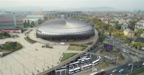 A Budapest Sportaréna modern épülete