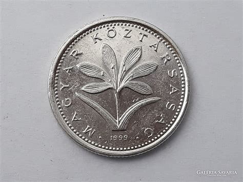 Az 1966-os 2 forintos érme előlapja és címere