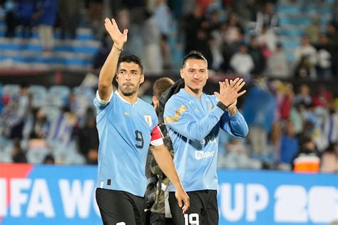 Federico Valverde és Luis Suárez együtt ünnepel