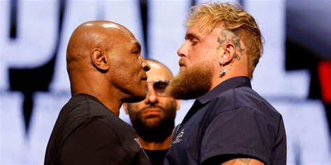 Mike Tyson és Jake Paul mérkőzésének pillanata