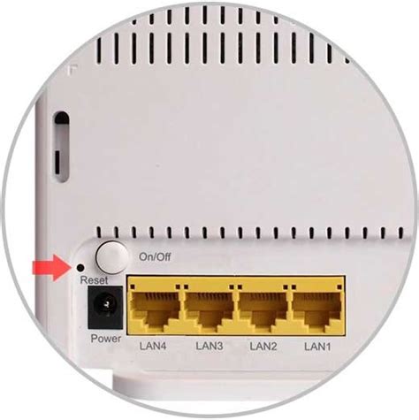 ZTE router reset gombjának elhelyezkedése