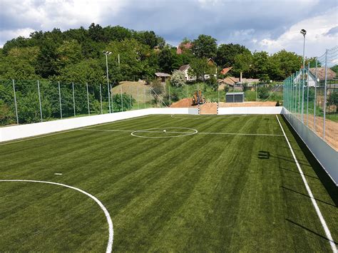 Műfüves focipálya