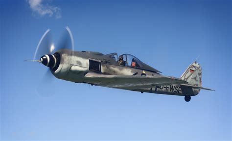 Focke Wulf Fw 190 vadászgép a levegőben
