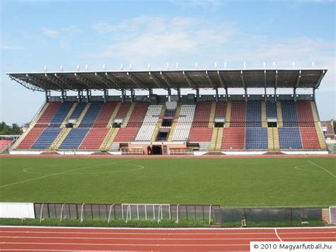 A Nyíregyházi Városi Stadion egy régi felvételen