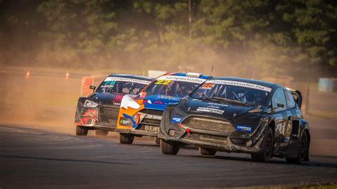 Fiatal magyar rallycross pilóták a pályán