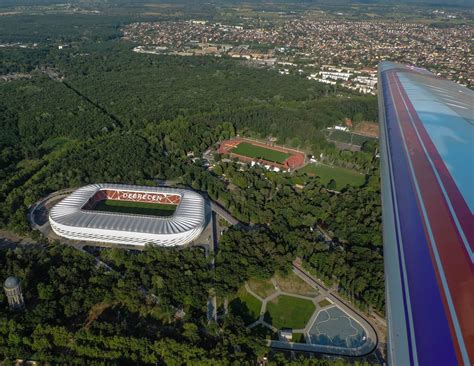 A Nagyerdei Stadion VIP és Sky szintjeinek látványterve