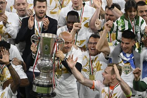 Ferencvárosi TC csapata ünnepli a Magyar Kupa döntőjét