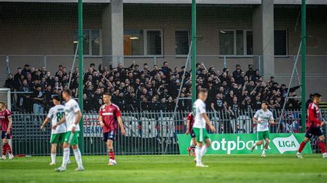 A Genoa szurkolók lelkesedése egy stadionban