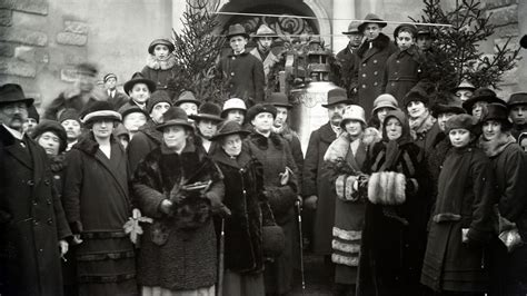 Női jégkorongcsapat az 1900-as évek elejéről