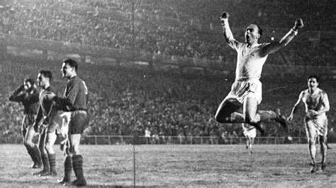 A Real Madrid - Vasas BEK-elődöntő műsorfüzete