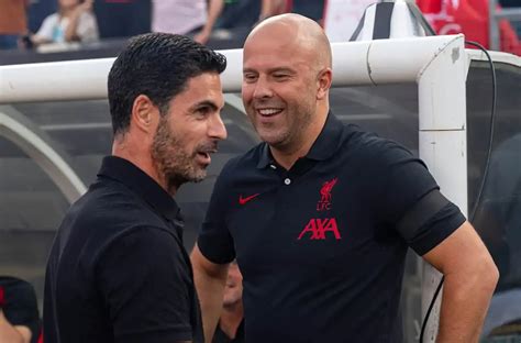 Mikel Arteta és Nicolas Pépé