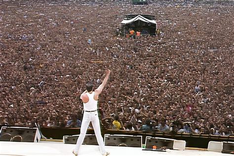 A Live Aid koncert színpada a londoni Wembley Stadionban