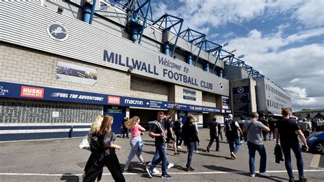 Millwall szurkolók a lelátón