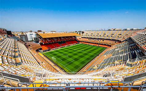 Mestalla stadion belseje