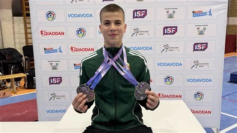 Sportolók a dobogón, érmekkel