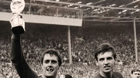 Geoff Hurst gólja az 1966-os vb-döntőben