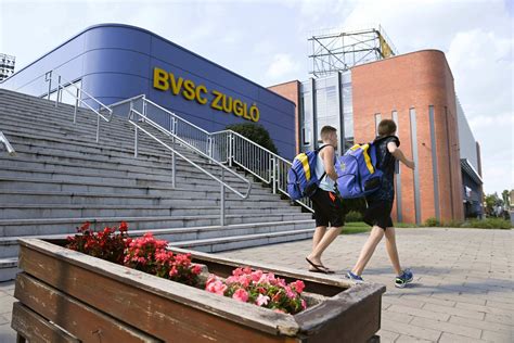 A BVSC-Zugló felújított uszodája és edzéskörnyezet