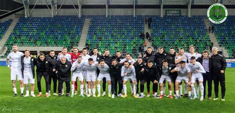 Az FC Ajka stadionja és csapata