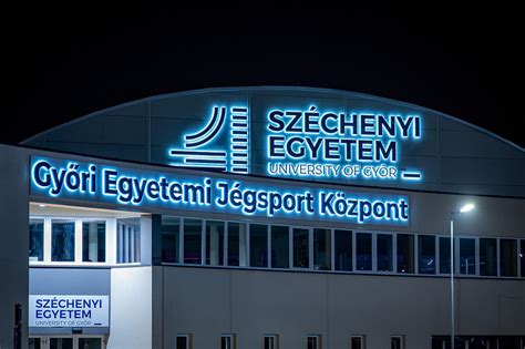 A győri Jégcsarnok kívülről