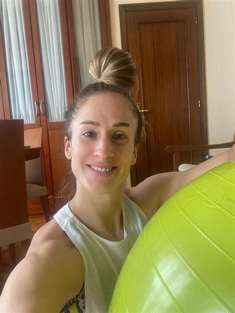 A gyantázási baleset következményei Nerea Pena számára