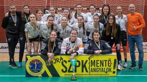 Egri női floorball csapat a Czech Openen