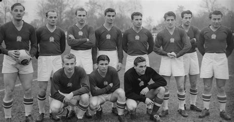 Az Aranycsapat legendás játékosai, mint Puskás, Kocsis és Bozsik a Honvéd mezében