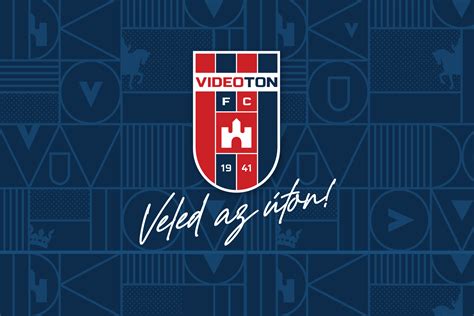 A Videoton FC bajnokcsapata ünneplés közben