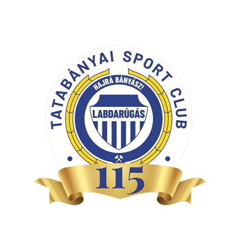 A Tatabánya FC edzésen, Duplai János a háttérben