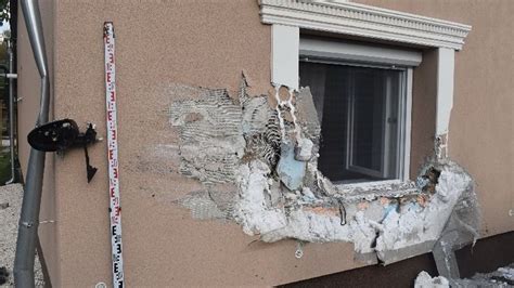 A 4-4-2 falának feltörése a széleken