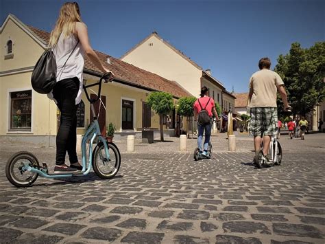 Kickbike-os városnézés Tatán