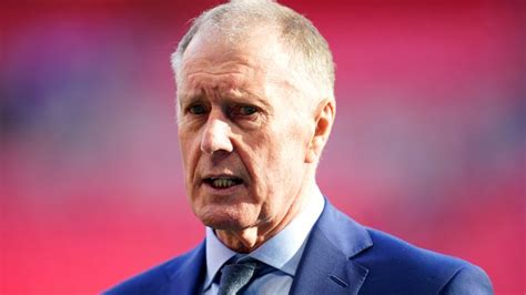 Geoff Hurst gólja a vb-döntőben